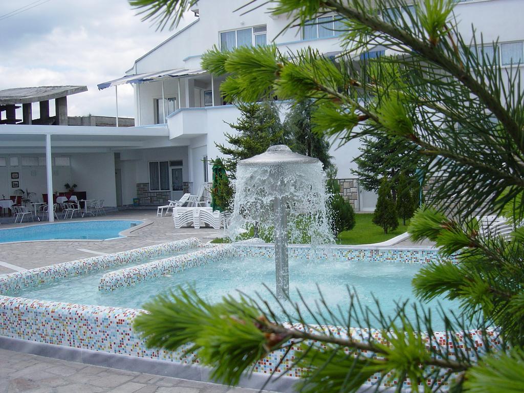 Markita Hotel Velingrado Exterior foto