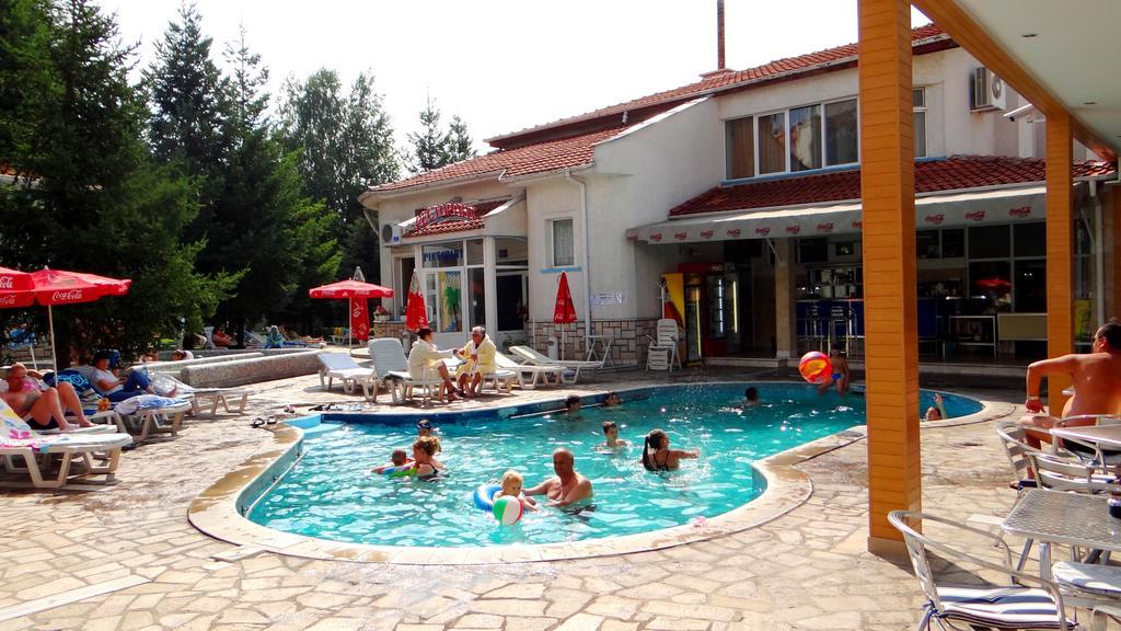 Markita Hotel Velingrado Exterior foto